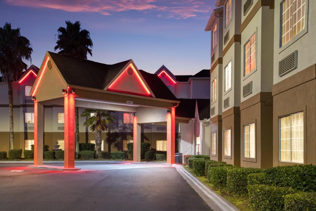 Red Roof Inn Plus+ & Suites Savannah - I-95 Georgetown Exterior photo